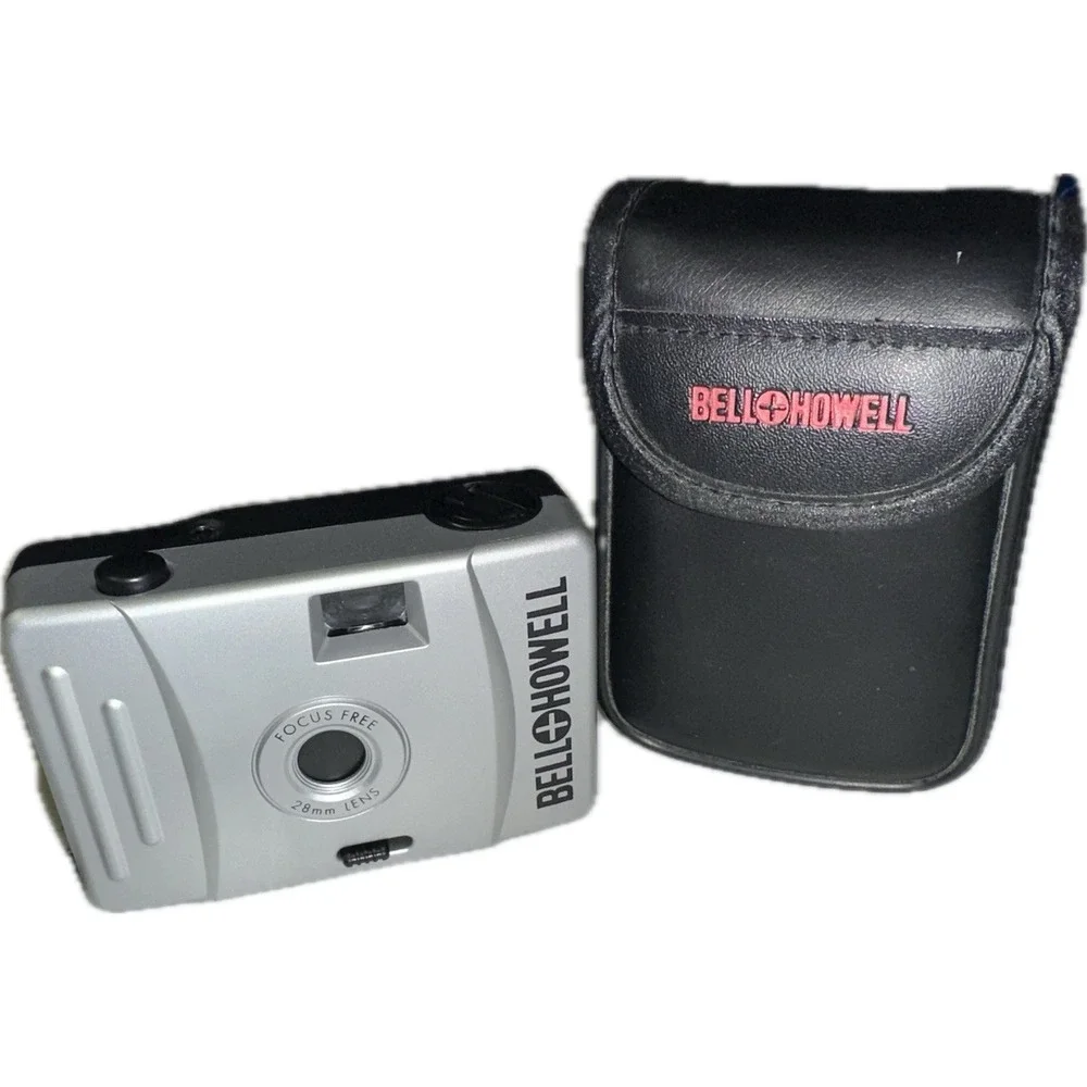 Bell & Howell Focus Free 35mm Film Camera Point & Shoot 28mm Lens in Case WORKS